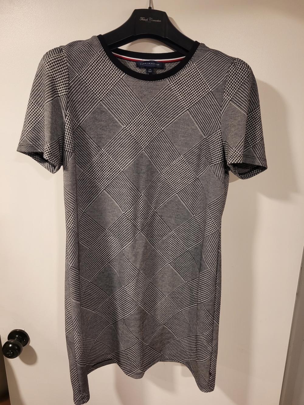Tommy Hilfiger Black & White Plaid-Effect Short Sleeve Mini Dress